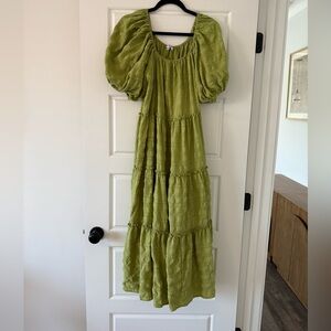 Elegant Green Midi Dress